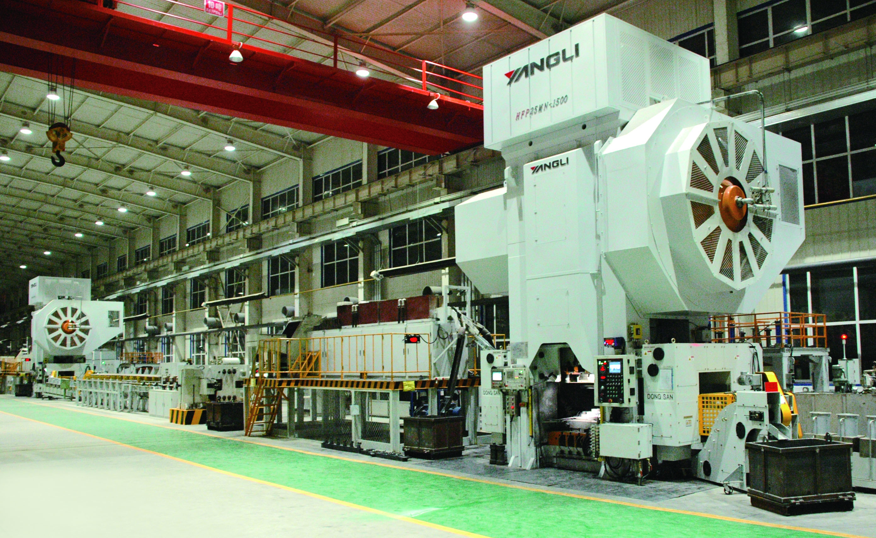 Conformado de metales por estampado en caliente.jpg