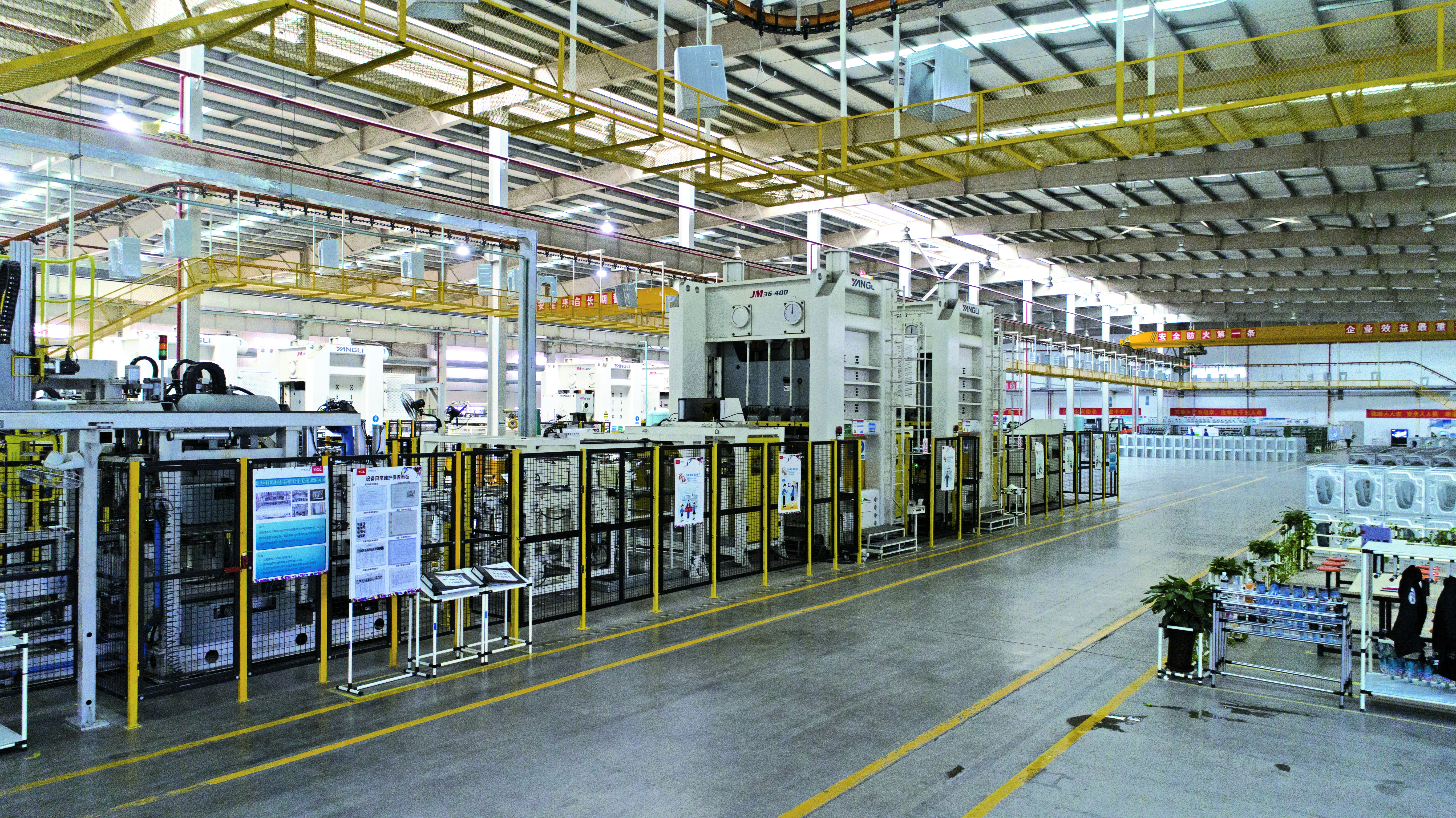 P67 JM36-400&times;2自动化冲压生产线