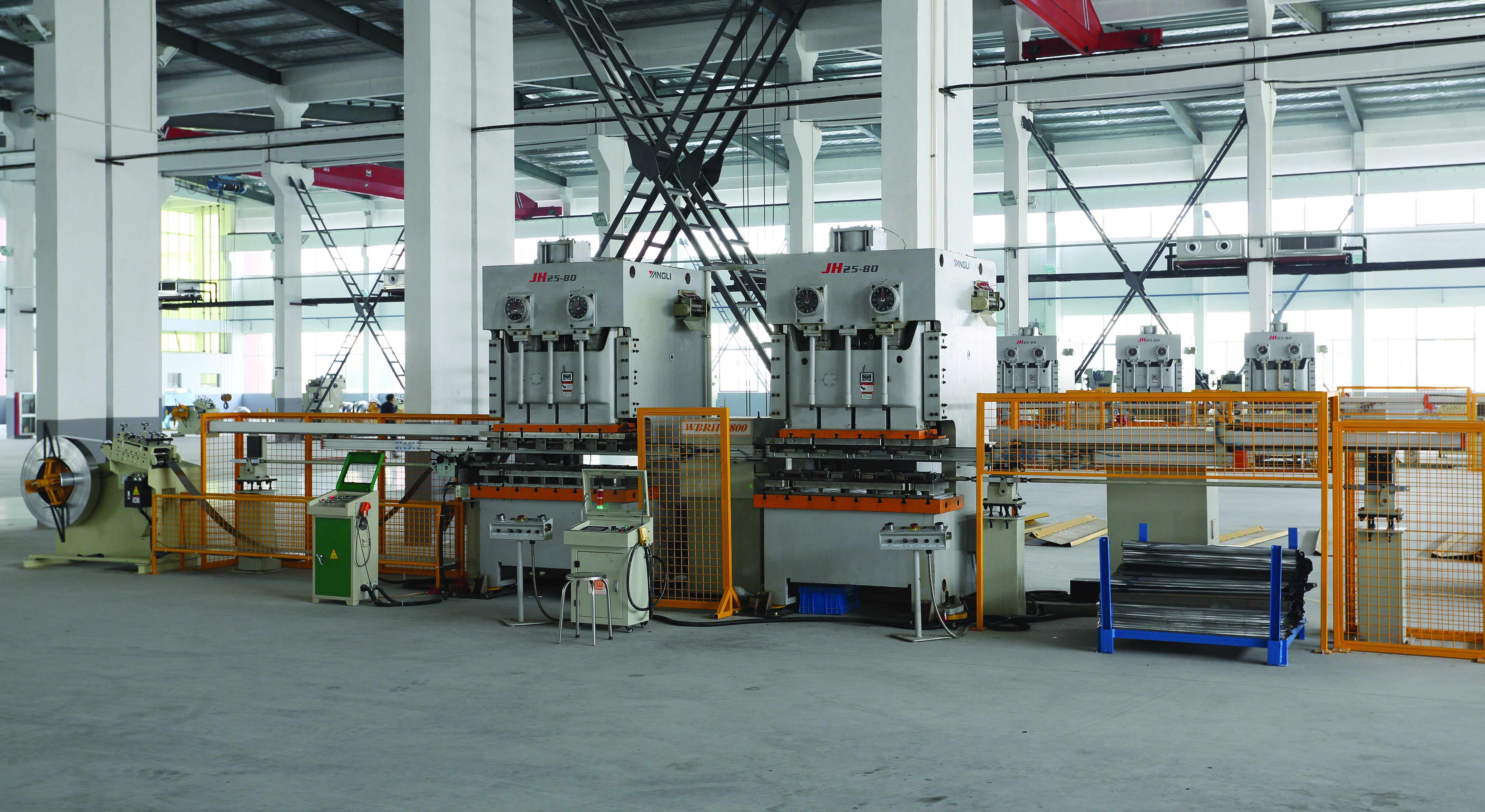 Sistemas de seguridad para prensas industriales.jpg